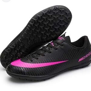 🌙 B57 - Black and Pink Athletic soccer cleats
